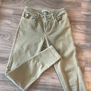 Zara basics light olive green Z1975 denim jeans size 4 woman’s.